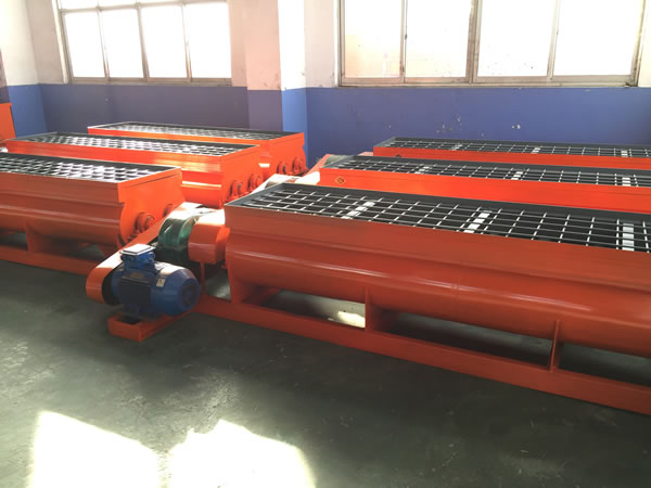 雙軸攪拌機(jī)實拍