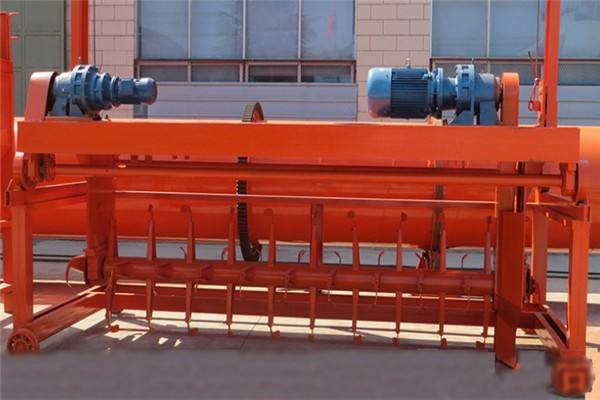 豬糞有機(jī)肥如何利用翻拋機(jī)制作？