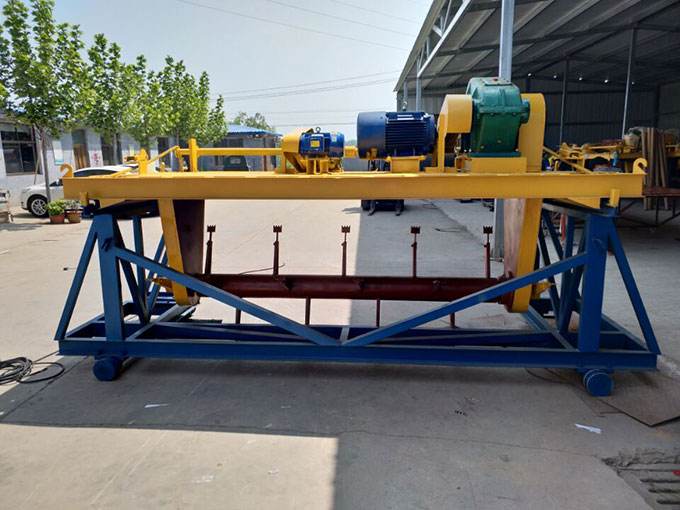 有機肥槽式翻堆機具有哪些特點？